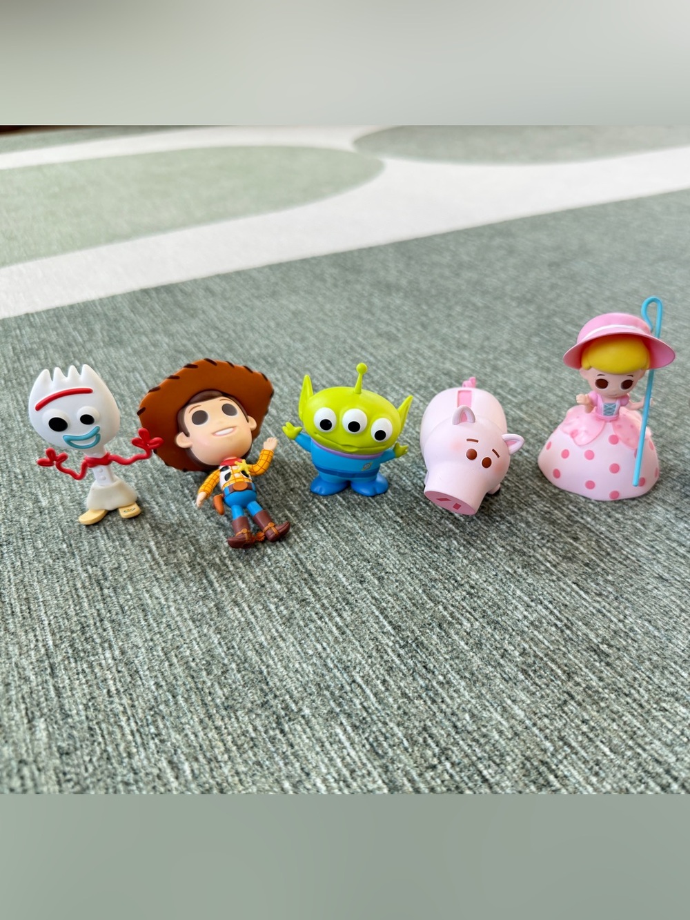 Toy Story Character Mini Figures Set - Woody, Bo Peep, Alien, Hamm, Forky
